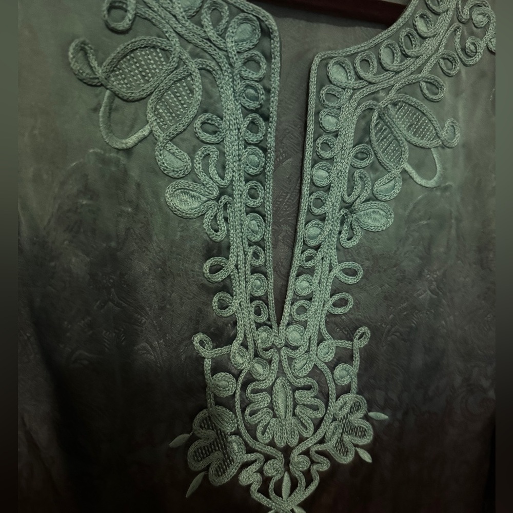 Jones New York Teal and Black Embroidered Tunic - Picture 4 of 9